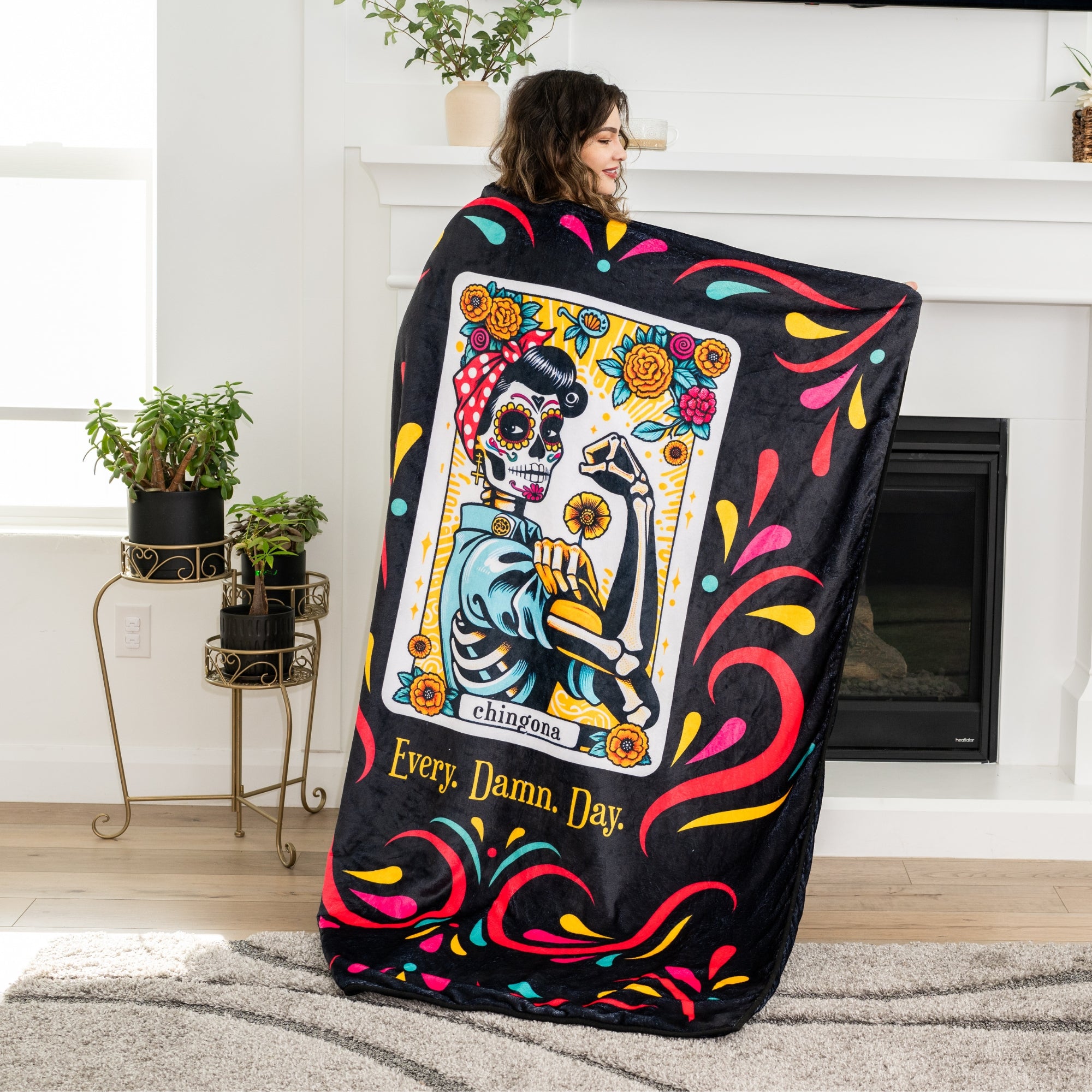 Chingona Lux Throw Blanket