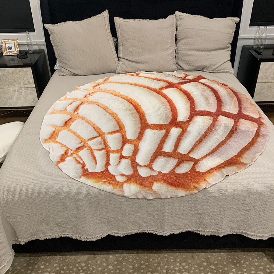 Round Concha Blanket