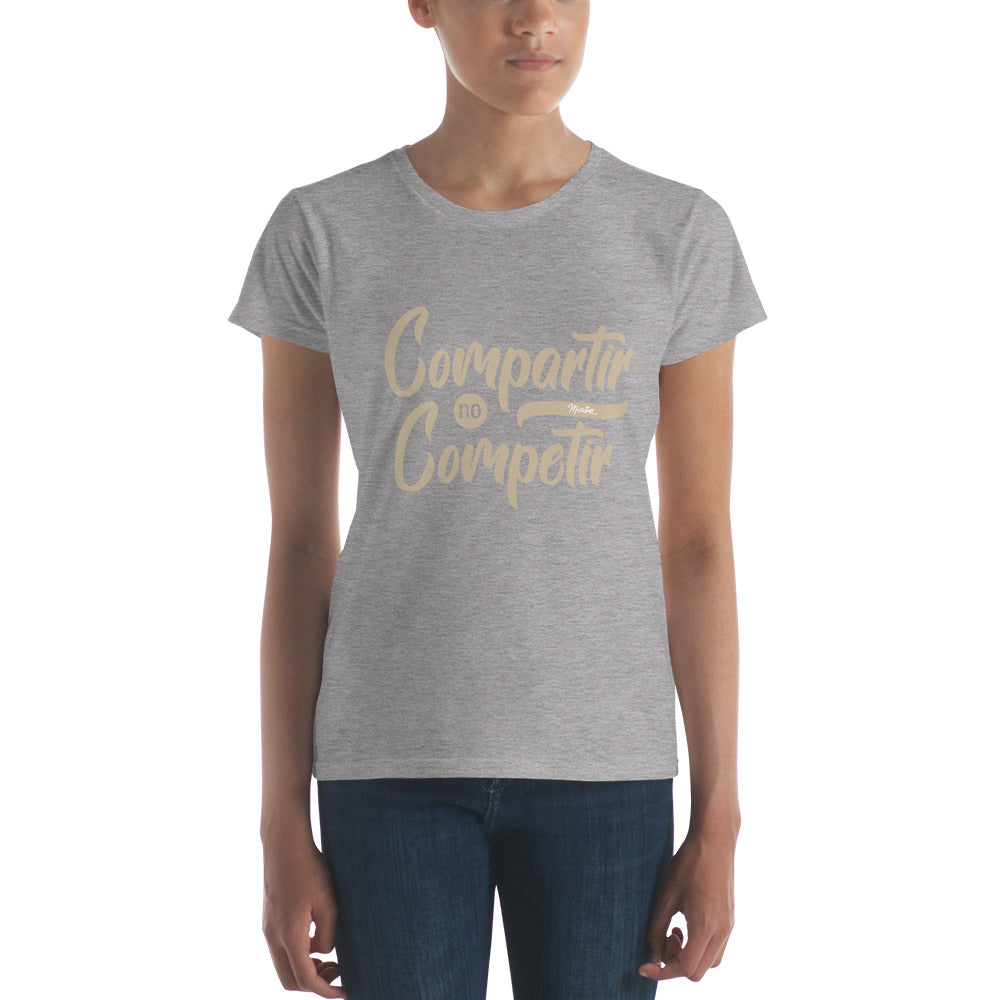 Compartir No Competir Women's Premium Tee